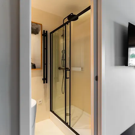 In The Centre شقة