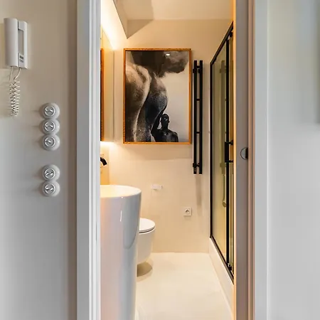 In The Centre وارسو